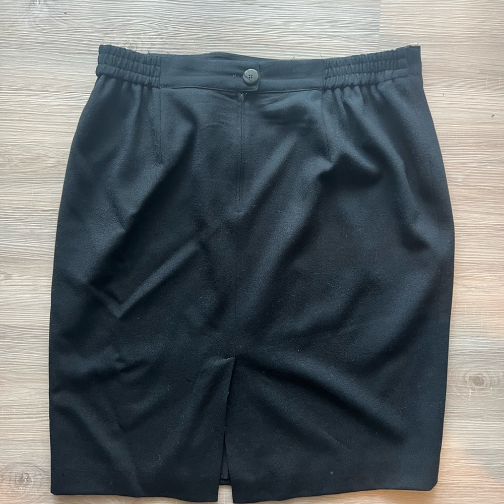 Elegant Black Midi Skirt